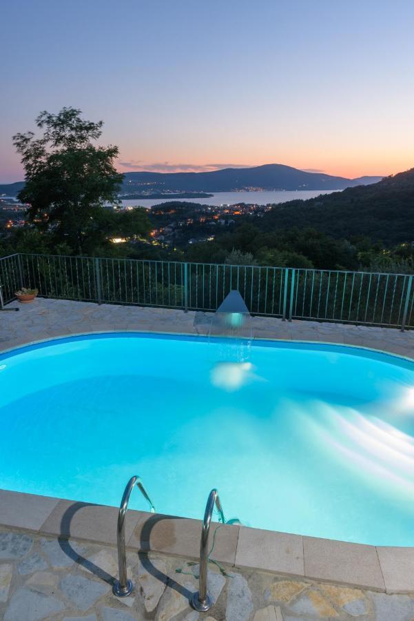 Sunset Holiday Home Tivat Exterior photo