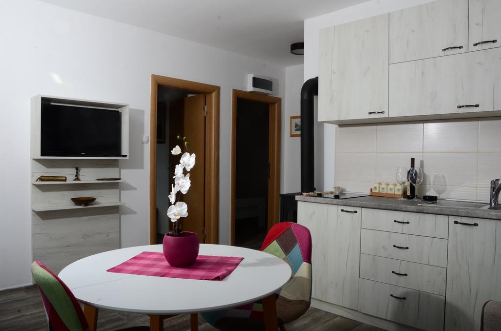 Sunset Holiday Home Tivat Exterior photo
