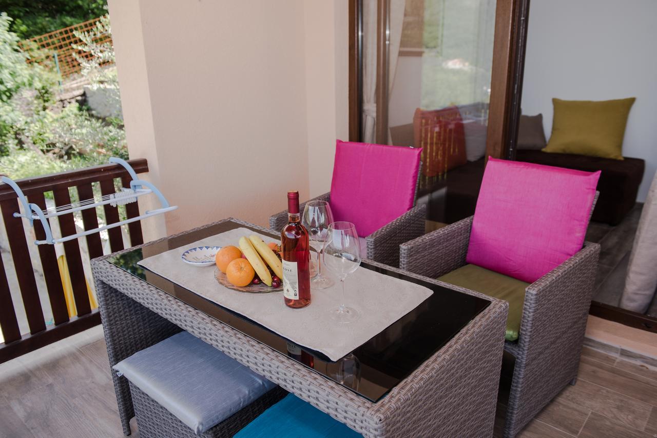 Sunset Holiday Home Tivat Exterior photo